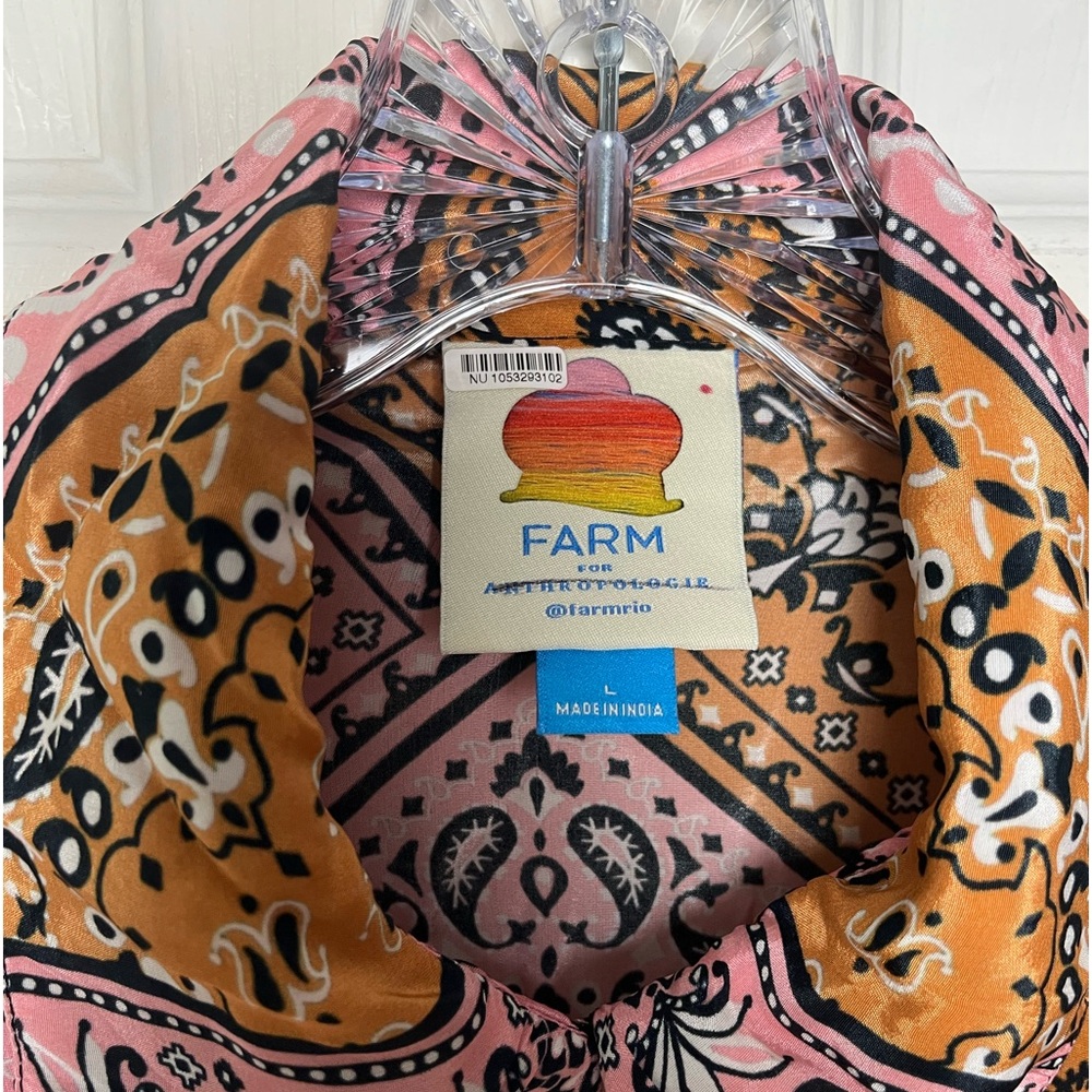 FARM Rio Pink and Gold Paisley Button-Down Shirt - Picture 4 of 12